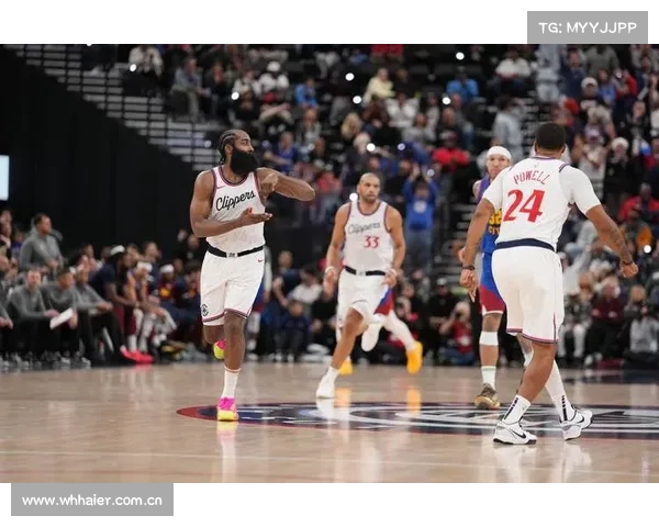 35岁哈登时隔两年重返全明星 托底能力征服NBA最懂球的人 35岁哈登时隔两年重返全明星 托底能力征服NBA最懂球的人